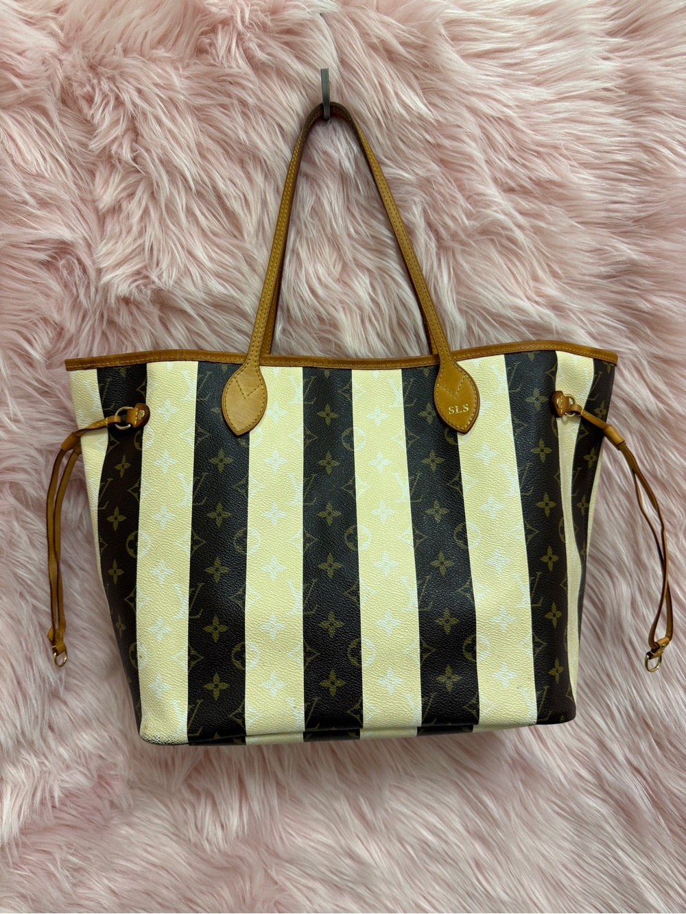 Rare Louis Vuitton Neverfull MM: limited edition Monogram Rayures